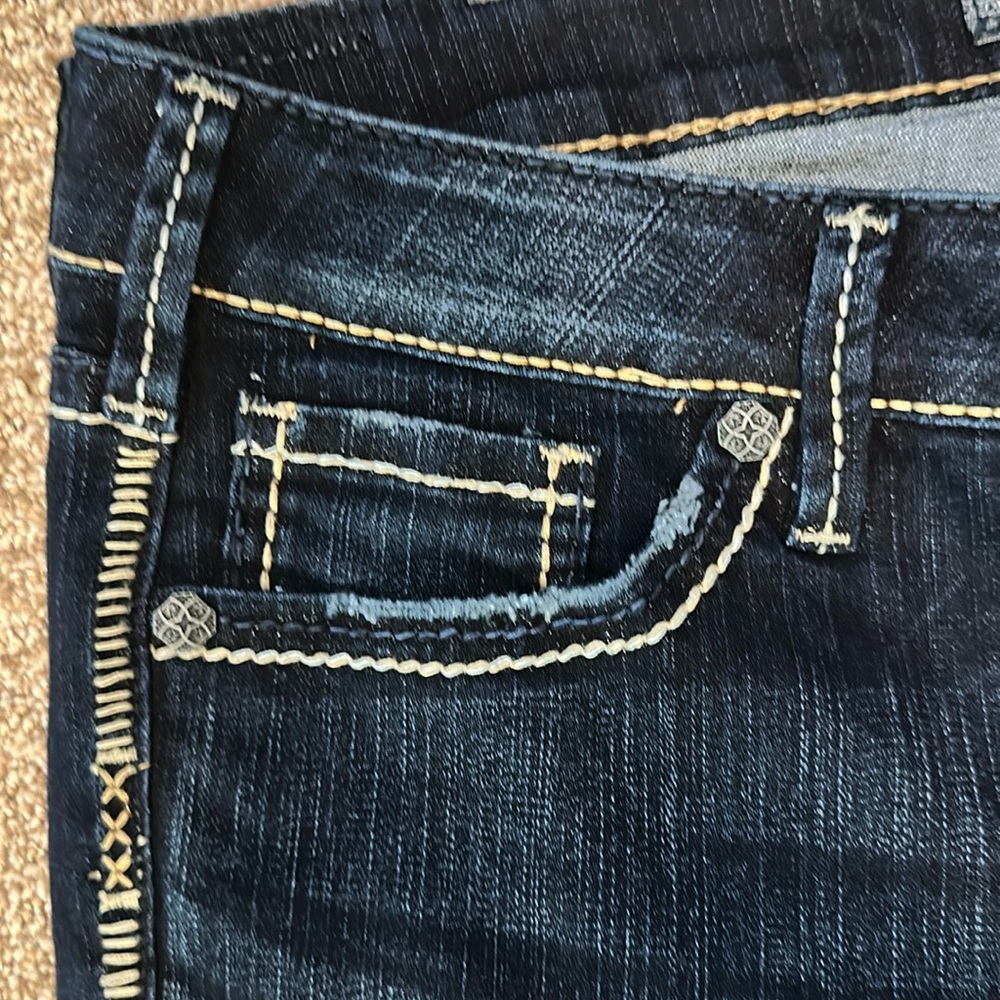 Silver Aiko Low Rise Boot Cut Indigo Wash Jeans sz 30x31 NWOT - Picture 5 of 13